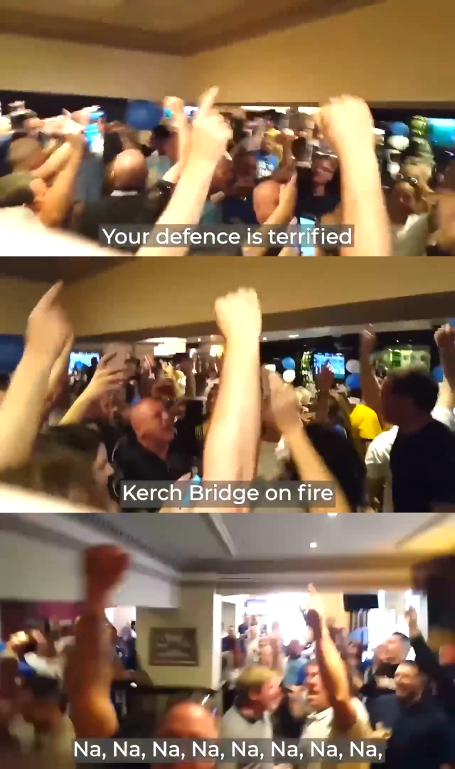 Kerch Bridge on fire small.png